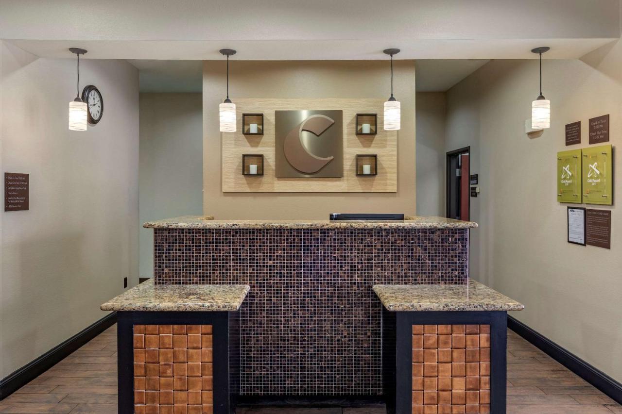 Comfort Inn & Suites Paris Dış mekan fotoğraf